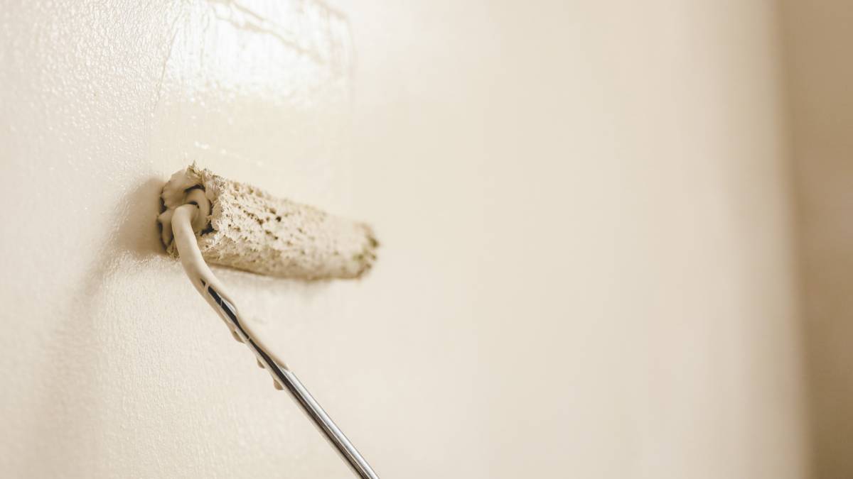 Learn how to paint a wall using a paint roller